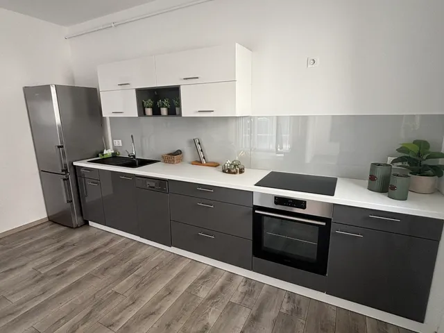 Kiadó ház Szombathely, Kámon 51 nm
