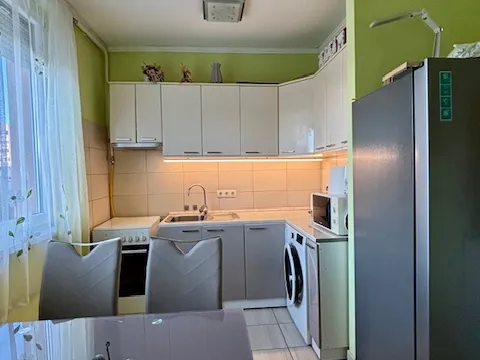 Eladó lakás Szombathely, Derkovits-lakótelep 42 nm