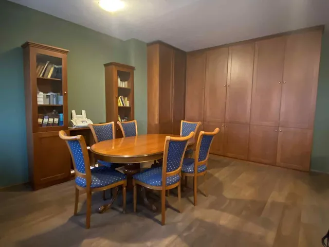 Eladó kereskedelmi és ipari ingatlan Szombathely, Belváros 56 nm