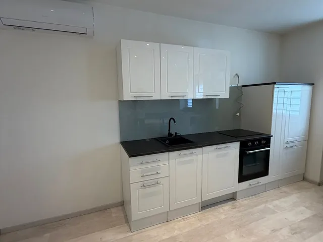 Kiadó lakás Szombathely, Belváros 30 nm