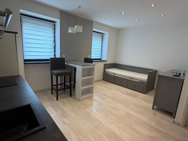 Kiadó lakás Szombathely, Belváros 30 nm