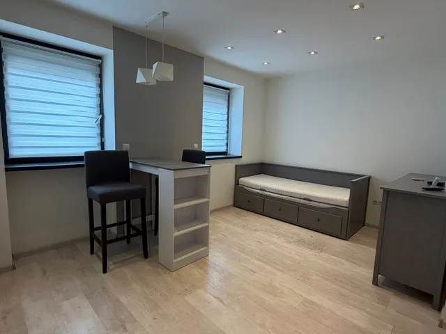 Kiadó lakás Szombathely, Belváros 30 nm