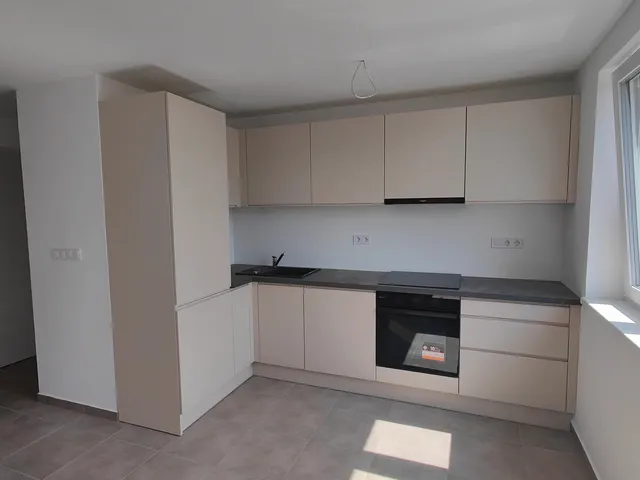 Kiadó lakás Szombathely, Ifjúsági lakótelep 55 nm