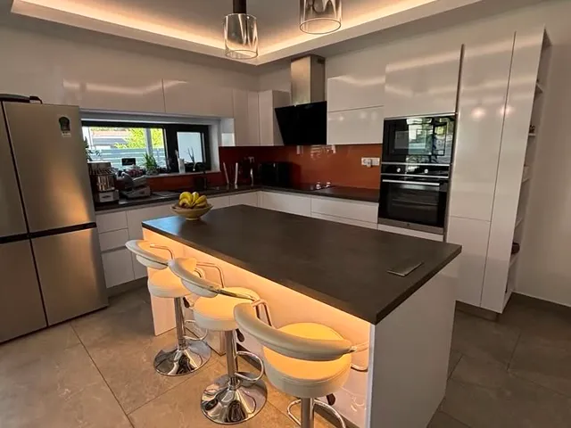 Eladó ház Szombathely, Középhegy 180 nm