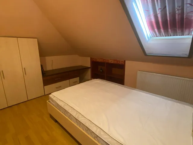 Eladó ház Szombathely, Újperint 230 nm