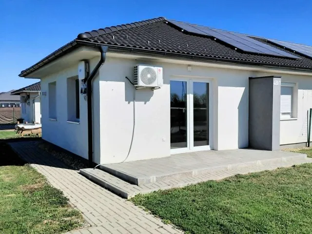 Eladó ház Táplánszentkereszt 51 nm