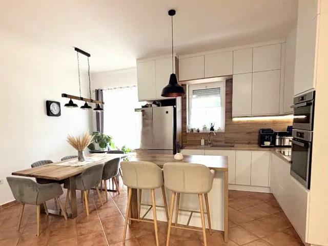 Eladó ház Szombathely, Szentkirály 166 nm