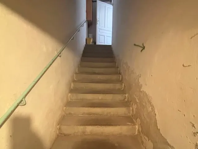 Eladó kereskedelmi és ipari ingatlan Szombathely, Belváros 93 nm