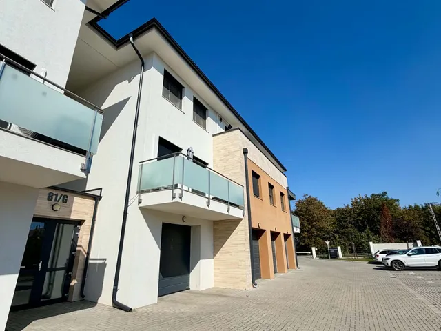 Eladó lakás Szombathely, Kámon 67 nm