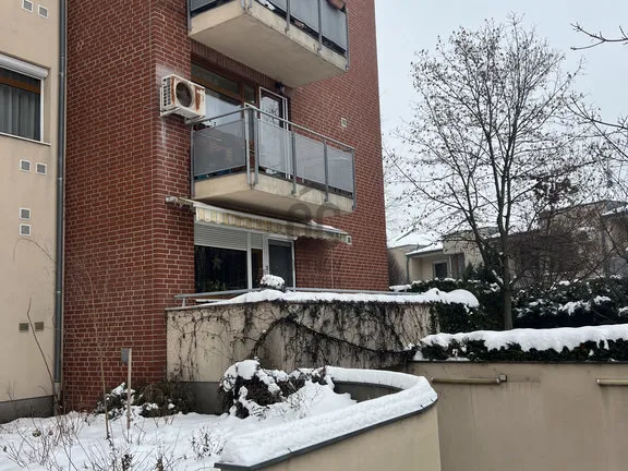 Eladó lakás Budapest IV. kerület 65 nm