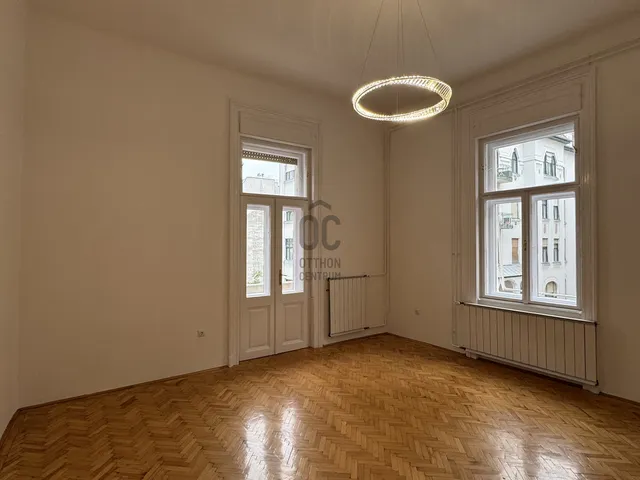 Kiadó lakás Budapest VI. kerület 135 nm