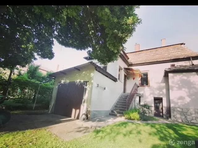 Eladó ház Komárom 82 nm