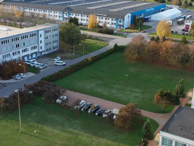 Eladó kereskedelmi és ipari ingatlan Esztergom 5000 nm