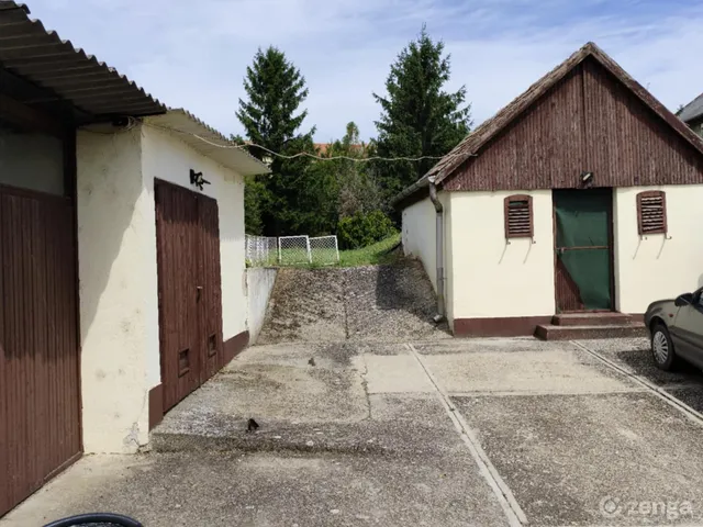 Eladó ház Szerencs 80 nm