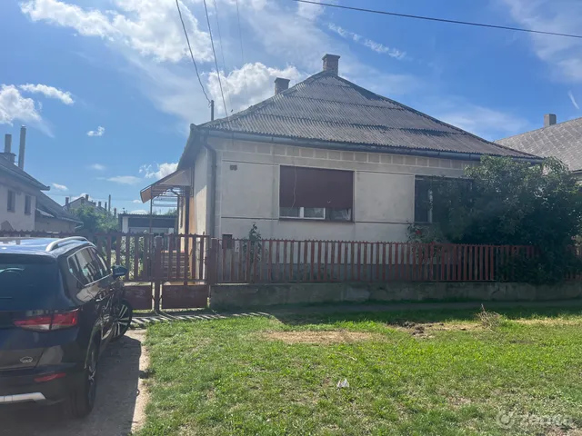 Eladó ház Vásárosnamény, Széchenyi 55 120 nm
