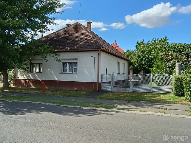 Eladó ház Kaposvár, Donner 105 nm
