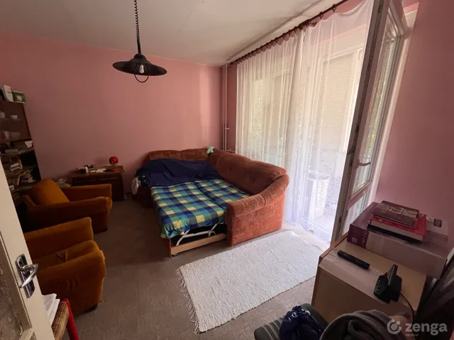 Eladó lakás Paks, Lakótelep 60 nm