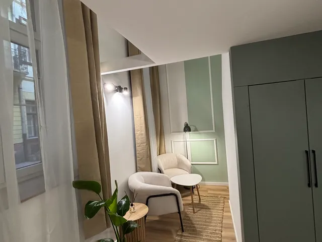 Eladó lakás Budapest VI. kerület, Nagykörúton kívüli terület, Izabella utca 31 nm