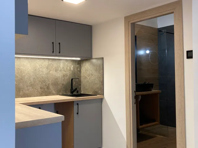 Eladó lakás Budapest VI. kerület, Nagykörúton belüli terület 41 nm