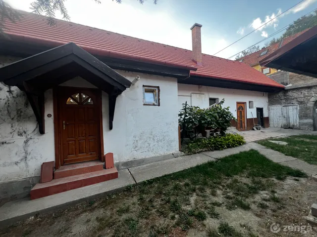Eladó ház Visegrád, Újváros 100 nm
