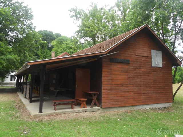 Eladó üdülő és hétvégi ház Garbolc, 068/4 1545 nm