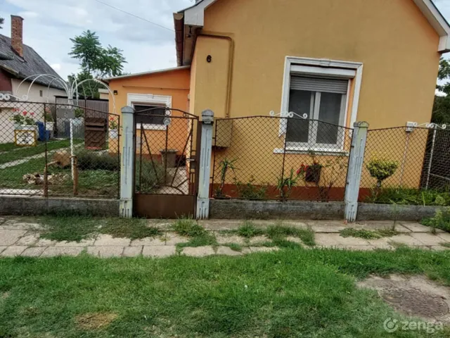 Eladó ház Debrecen, Biharikert 105 nm