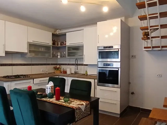 Eladó ház Budapest XV. kerület, Rákospalota 135 nm