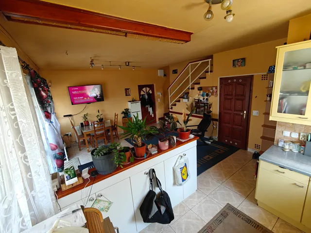 Eladó lakás Budapest XVIII. kerület, Gloriett-telep 82 nm