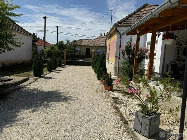Eladó ház Magyargencs 76 nm