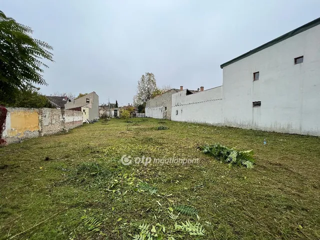 Eladó telek Budapest IV. kerület 1198 nm