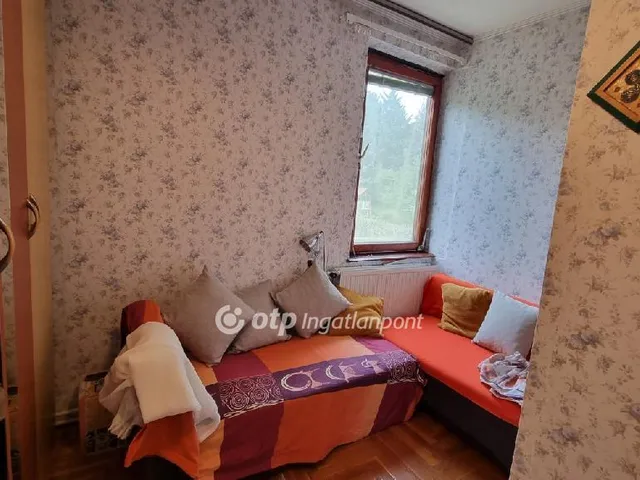 Eladó ház Budapest III. kerület, Táborhegy 154 nm