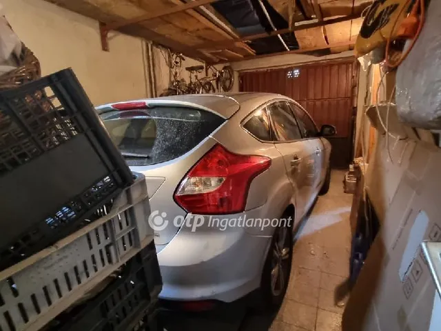 Eladó ház Budapest III. kerület, Táborhegy 154 nm