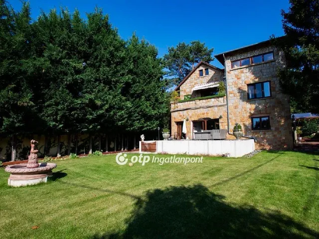 Eladó ház Budapest II. kerület, Erzsébetliget 370 nm