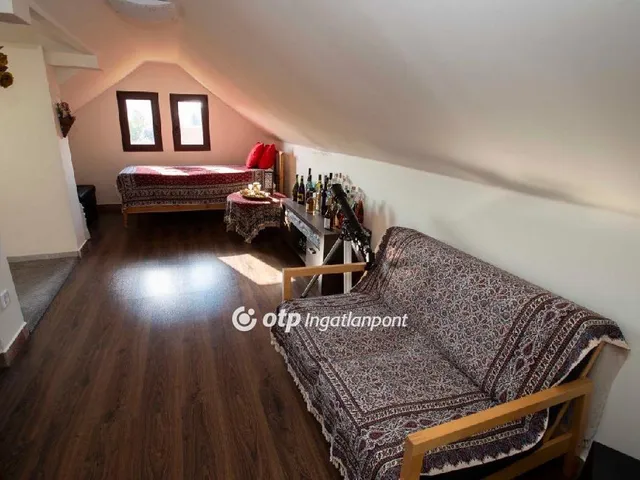 Eladó ház Budapest II. kerület, Erzsébetliget 370 nm