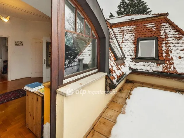 Eladó ház Budapest II. kerület, Pesthidegkút-Ófalu 270 nm