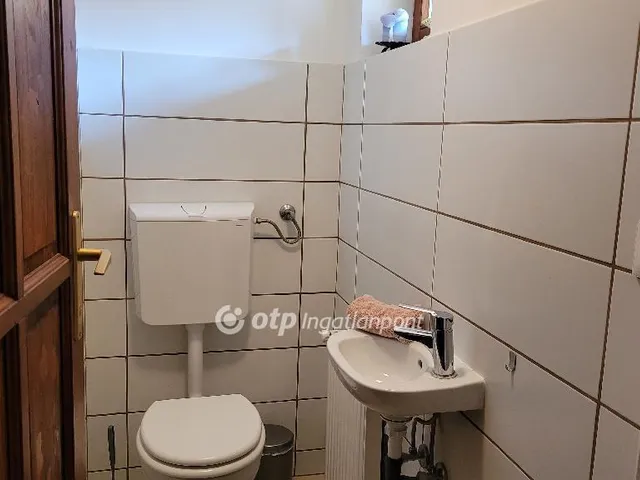 Eladó lakás Budapest XIII. kerület, Lőportárdűlő 111 nm