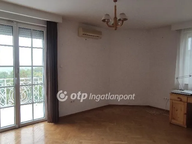 Eladó ház Budapest III. kerület, Testvérhegy 450 nm