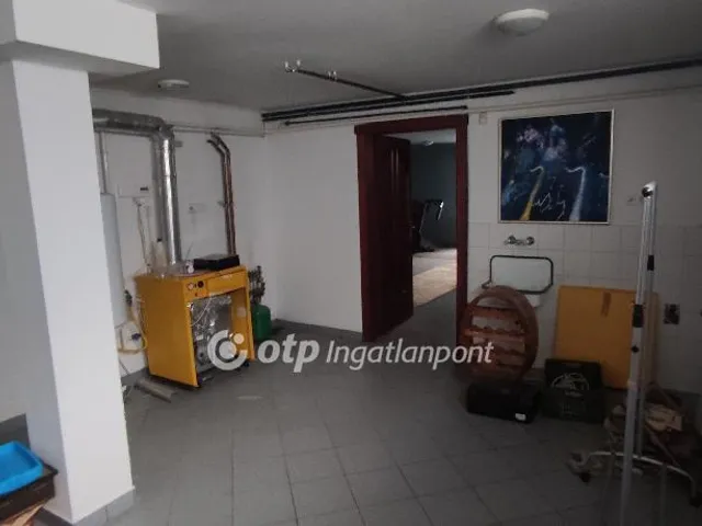 Eladó ház Budapest III. kerület, Testvérhegy 450 nm