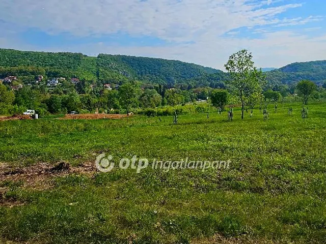 Eladó telek Nagykovácsi 1160 nm