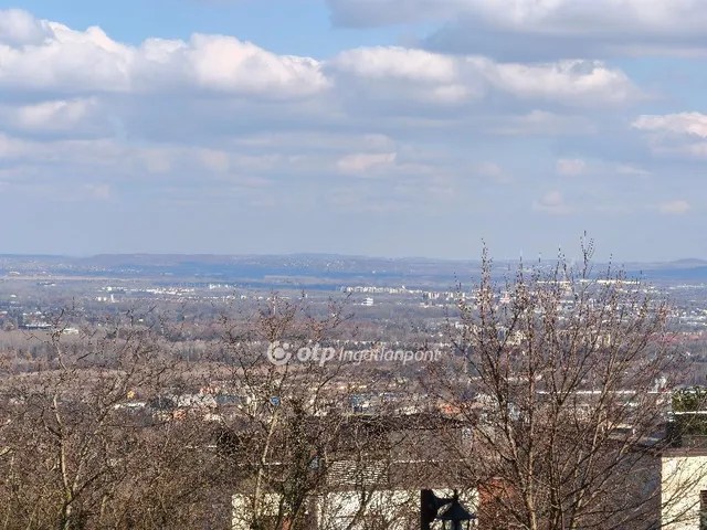 Eladó telek Budapest III. kerület, Testvérhegy 1262 nm