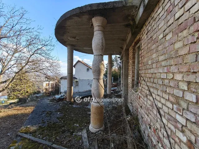 Eladó telek Budapest III. kerület, Testvérhegy 1262 nm