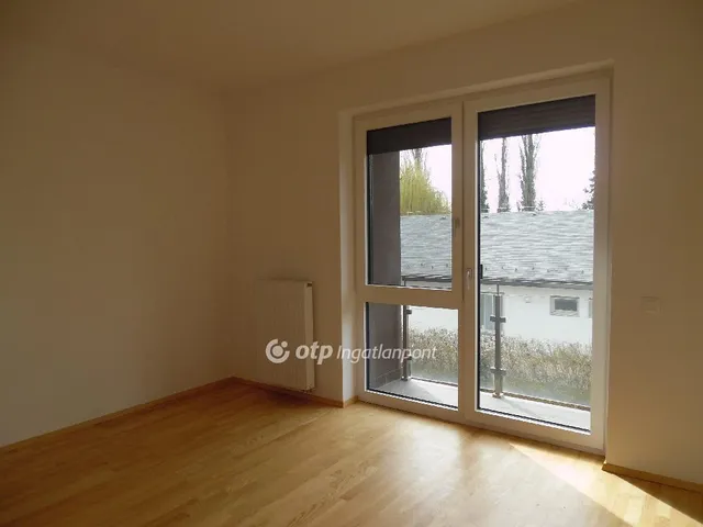 Eladó ház Budapest III. kerület, Békásmegyer 220 nm