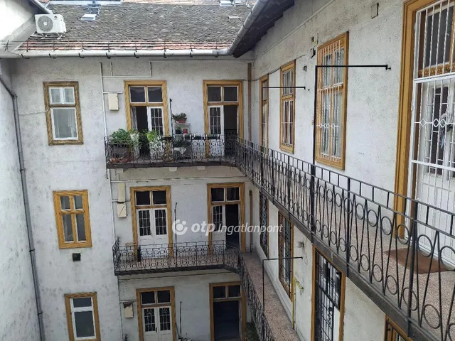 Eladó lakás Budapest VIII. kerület 78 nm