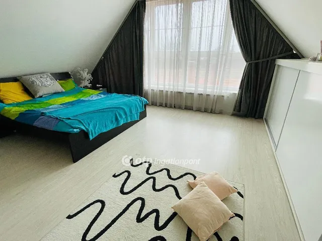Eladó ház Budakalász 210 nm