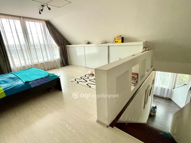 Eladó ház Budakalász 210 nm
