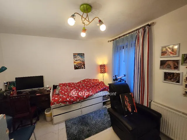 Eladó ház Budapest XVI. kerület 458 nm