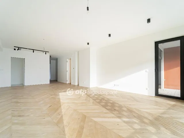 Eladó lakás Budapest II. kerület 138 nm