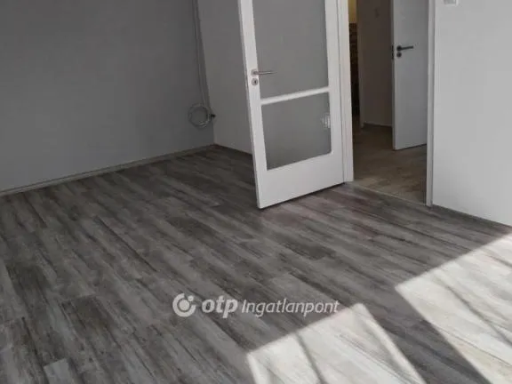 Eladó lakás Budapest III. kerület, Békásmegyer 51 nm