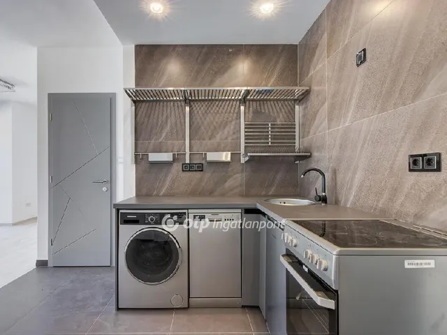 Eladó lakás Budapest II. kerület, Szépvölgy 32 nm