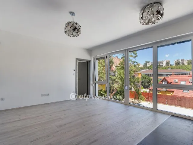 Eladó lakás Budapest II. kerület, Szépvölgy 32 nm